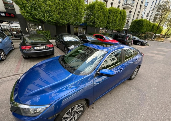 Honda Civic cena 70000 przebieg: 76000, rok produkcji 2018 z Warszawa małe 352